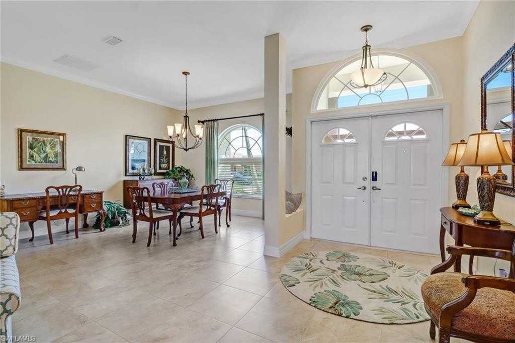 1119 Se 1st Ter - Photo 2 of 34