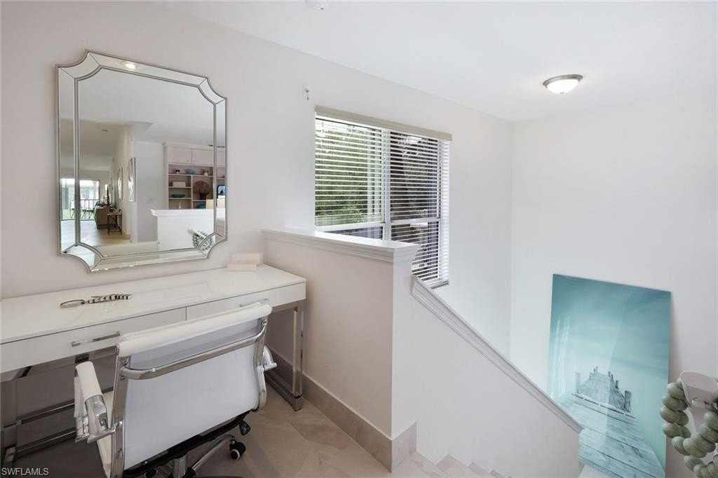 881 Gulf Pavilion Dr Apt 201 #201 - Photo 2 of 16