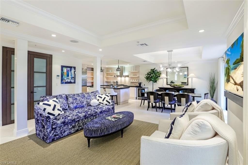 270 5th Ave S Unit H-2 #H2 - Photo 5 of 34