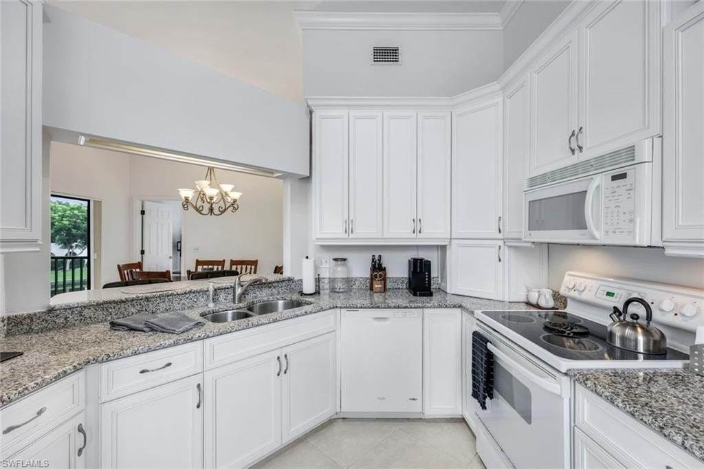 631 Beachwalk Cir Unit F204 #F204 - Photo 7 of 28