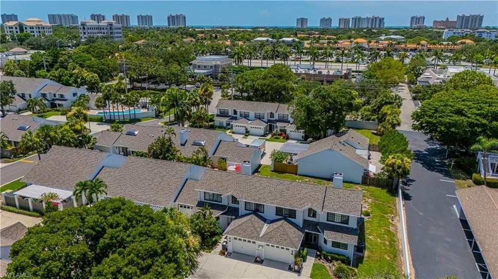 870 Meadowland Dr Apt C #C - Photo 3 of 30