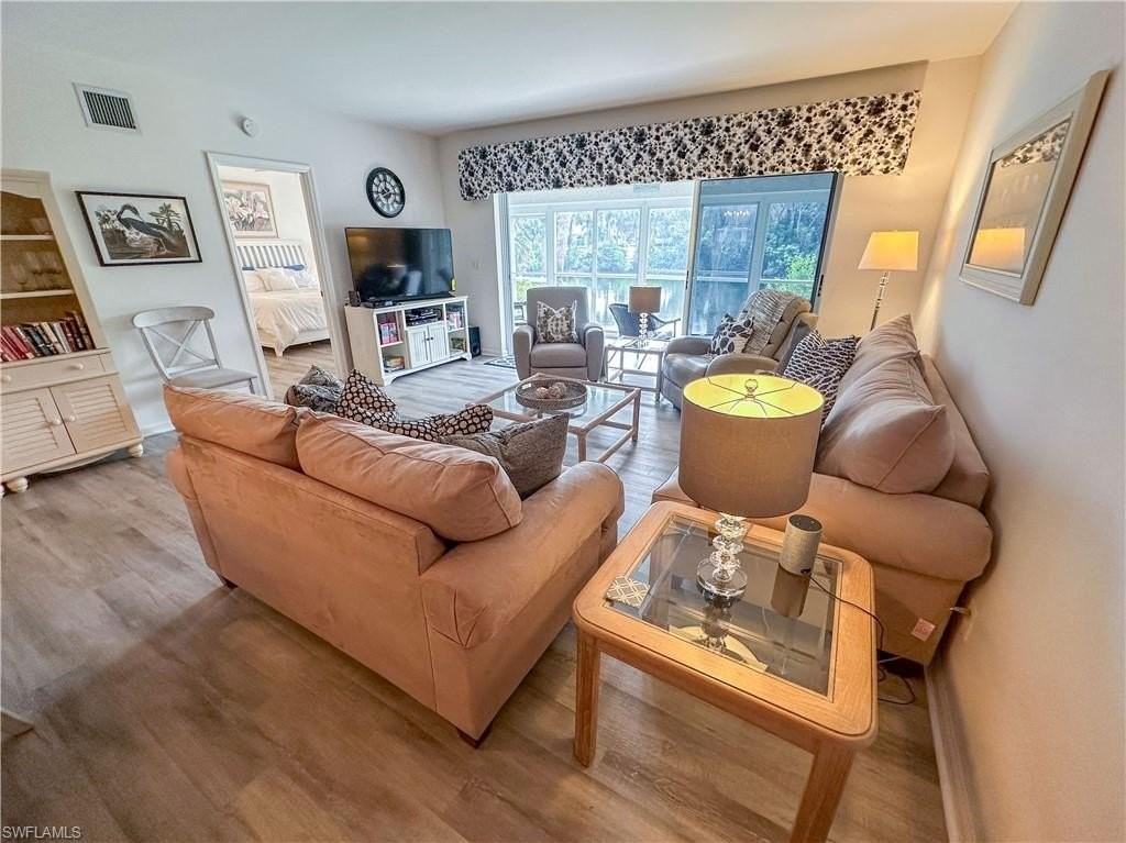 4240 Lake Forest Dr Apt 413 #413 - Photo 7 of 48