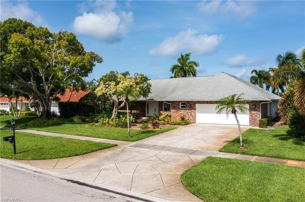 2500 Kings Lake Blvd - Photo 2 of 31