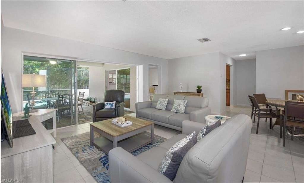 673 Travers Ave - Photo 7 of 17