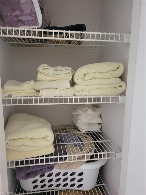 735 High Pines Dr - Photo 2 of 21