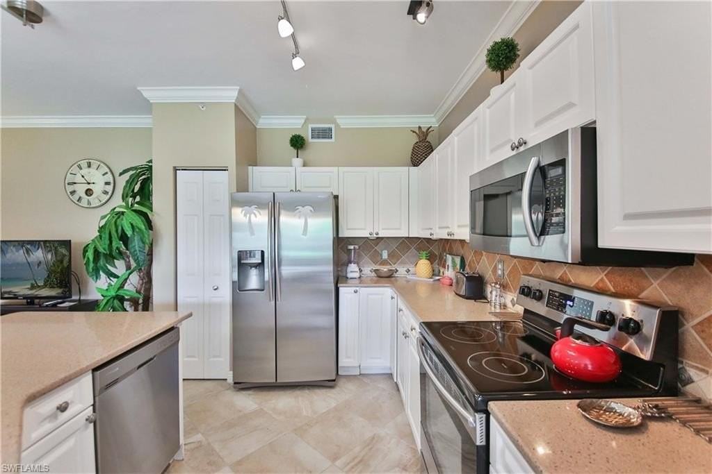 5105 Cedar Springs Dr Apt 101 #101 - Photo 6 of 30