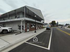 featured image of 217 W Washington St