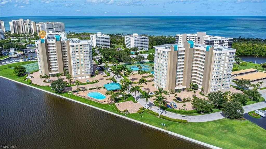 25 Bluebill Ave #301