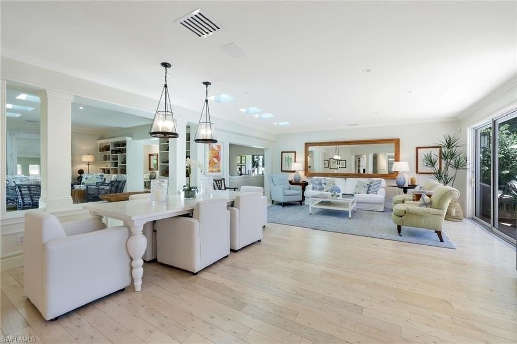 642 6th Ave N - Photo 7 of 25