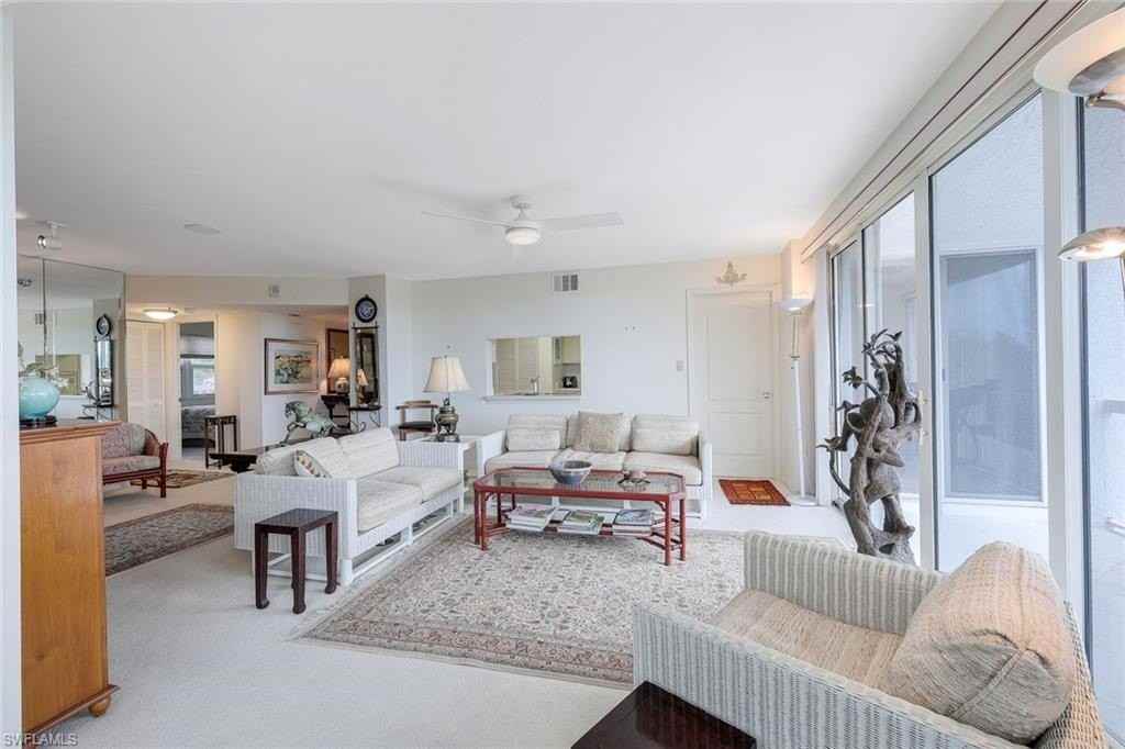 5501 Heron Point Dr Apt 204 #204 - Photo 6 of 23