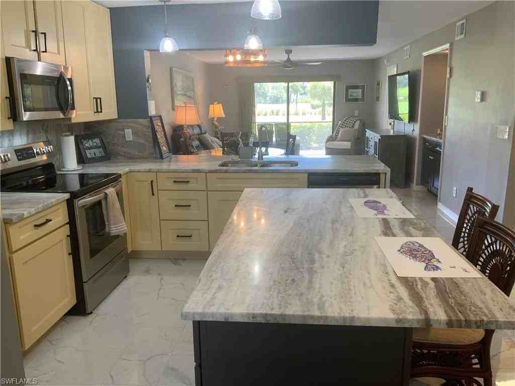 12170 Kelly Sands Way Apt 705 #705 - Photo 7 of 22