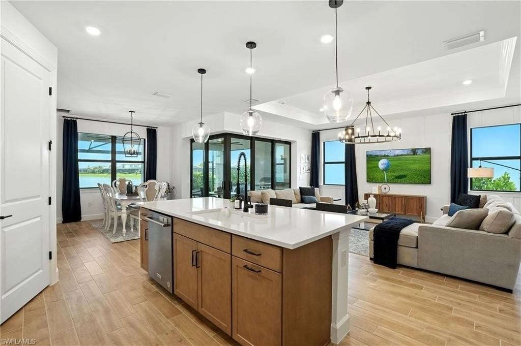 18282 Parksville Dr - Photo 4 of 50