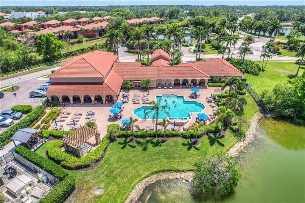 2525 Aspen Creek Ln Apt 101 #101 - Photo 3 of 28