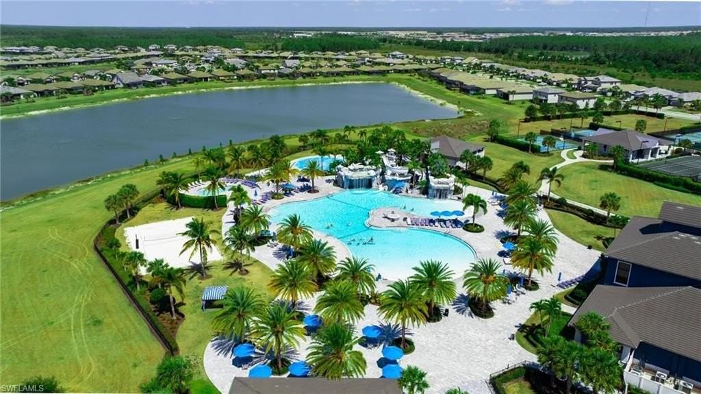 19724 The Place Blvd - Photo 6 of 36