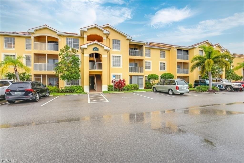 4635 Saint Croix Ln Apt 1215 #1215 - Photo 2 of 22