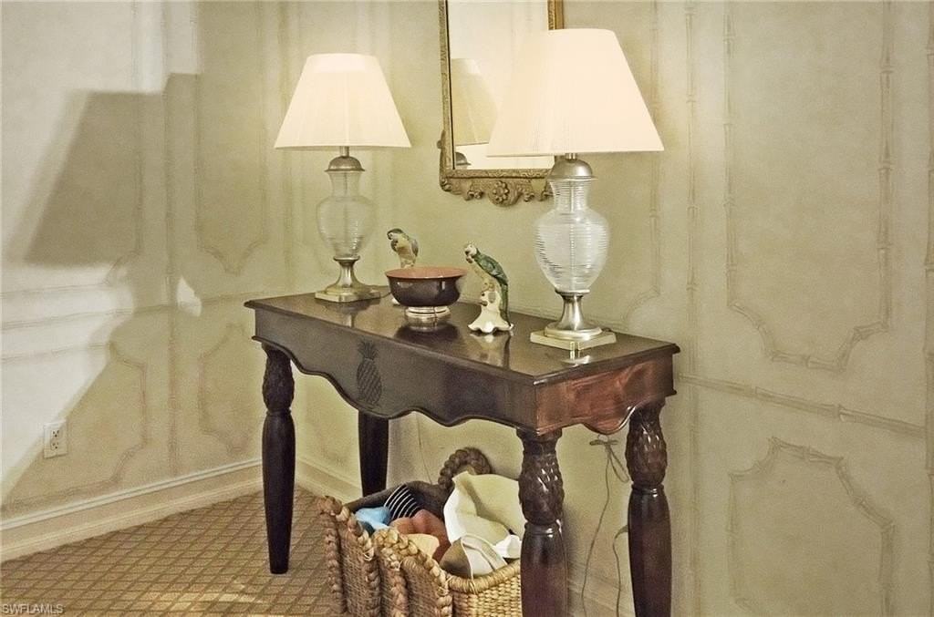 1900 Gulf Shore Blvd N Apt 602 #602 - Photo 4 of 35