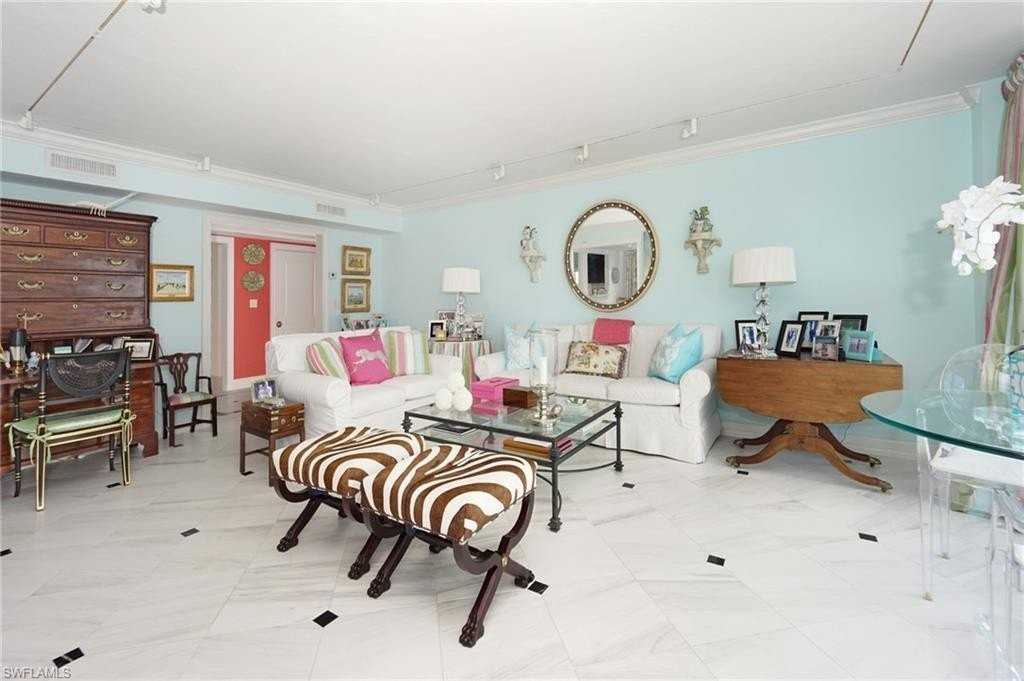 1900 Gulf Shore Blvd N Apt 602 #602 - Photo 6 of 35