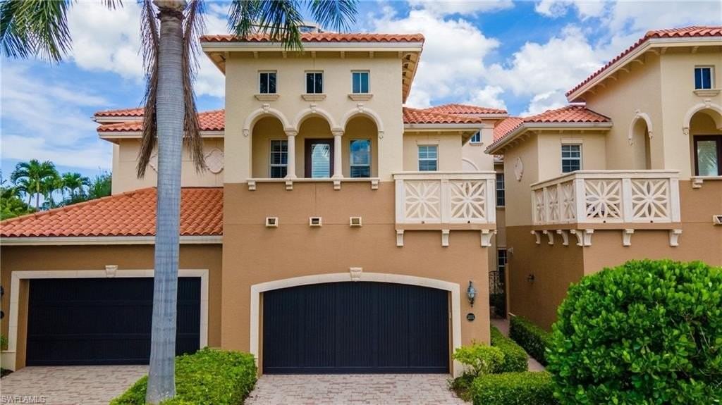 6501 Crown Colony Pl Unit 4-201 #4-201 - Photo 2 of 35