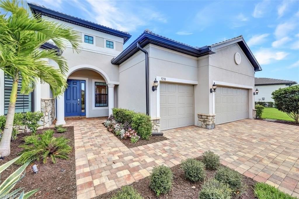 9238 Plover Dr - Photo 2 of 24