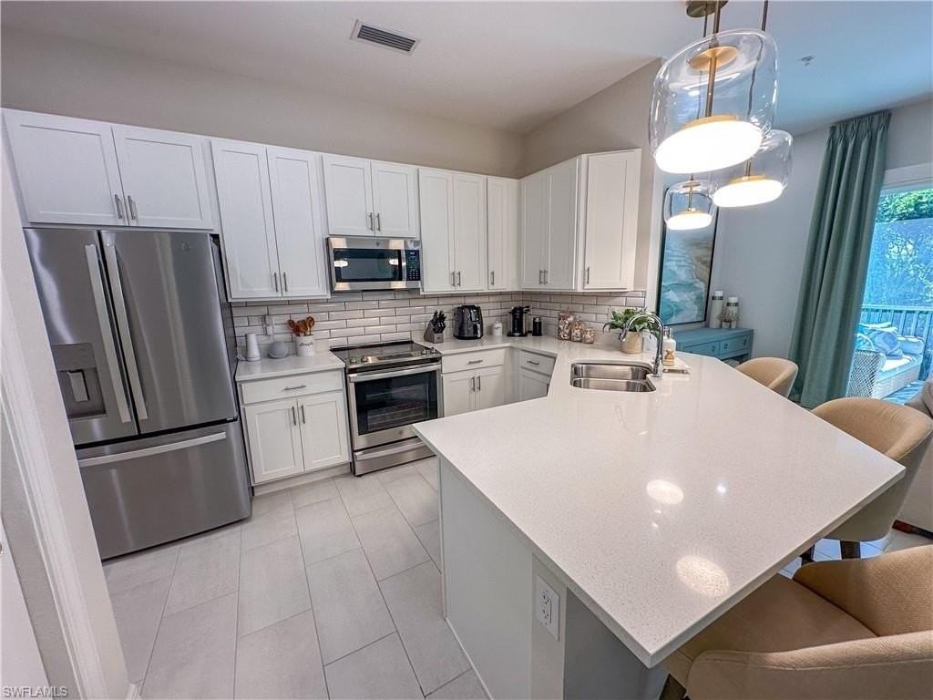 232 Indies Dr E Unit 201 #201 - Photo 4 of 49