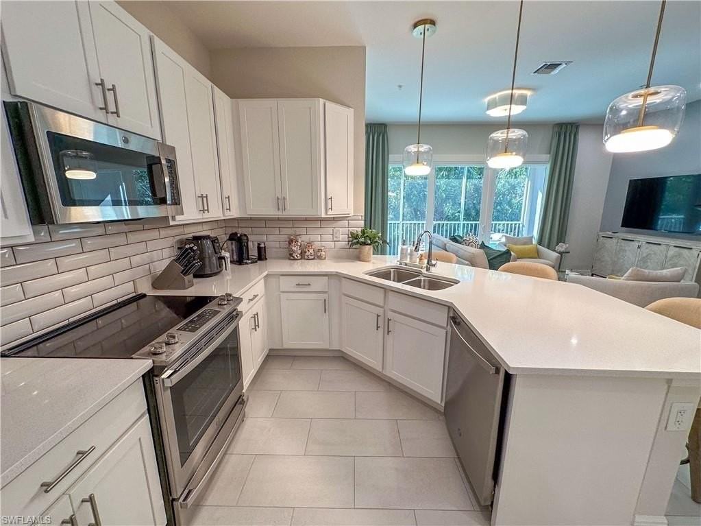 232 Indies Dr E Unit 201 #201 - Photo 6 of 49