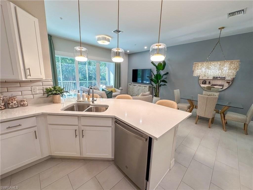 232 Indies Dr E Unit 201 #201 - Photo 7 of 49