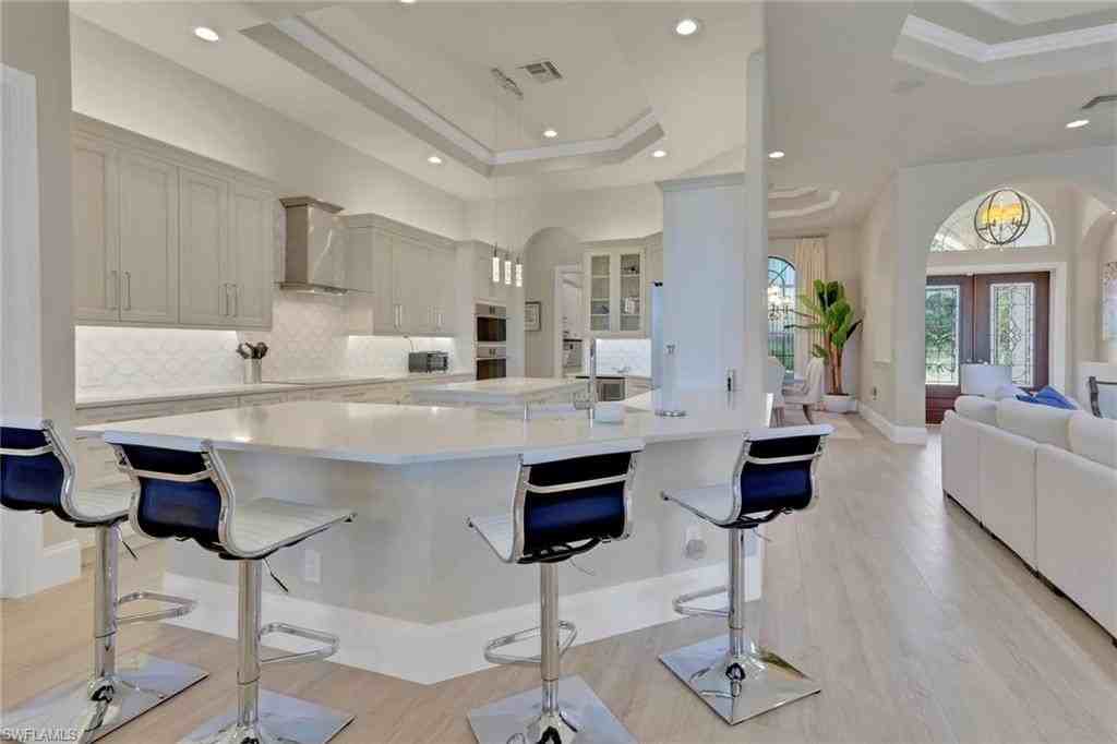 18530 Cypress Haven Dr - Photo 5 of 40