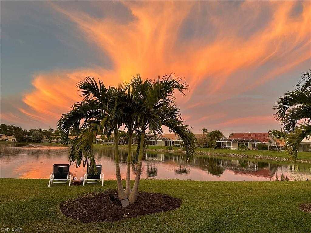 421 Kings Way - Photo 6 of 39