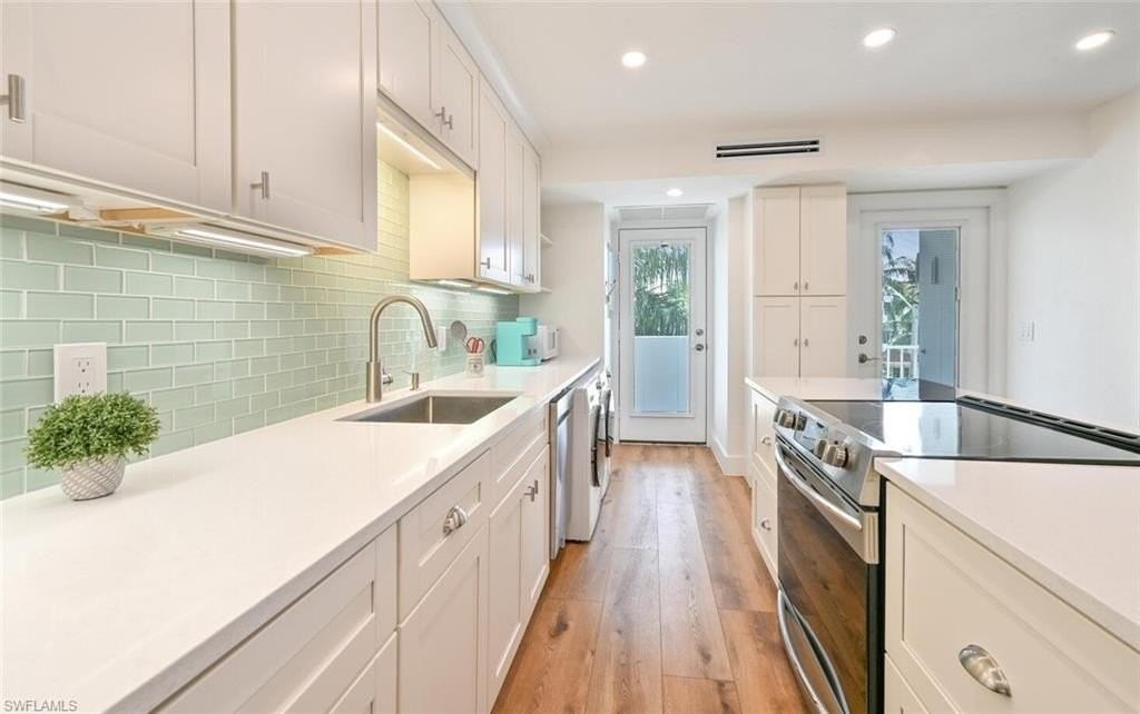 250 7th Ave S #301 - Photo 6 of 21