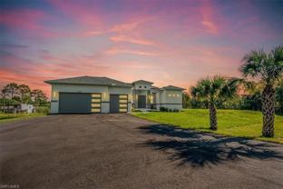 2941 37th Ave Ne - Photo 1 of 1