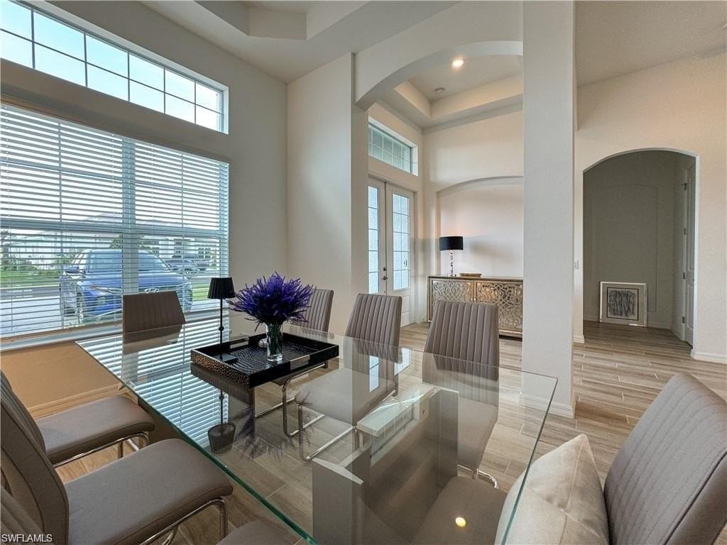 6082 Artisan Ct - Photo 4 of 47