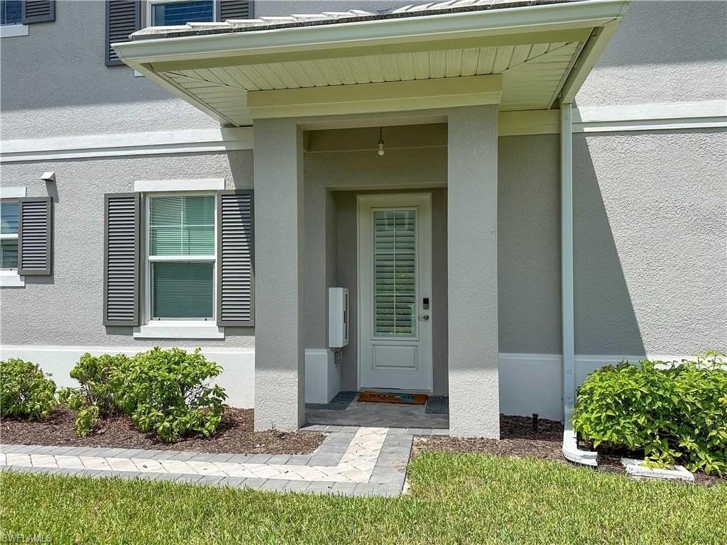 172 Indies Dr E Unit 8-102 #8-102 - Photo 3 of 49