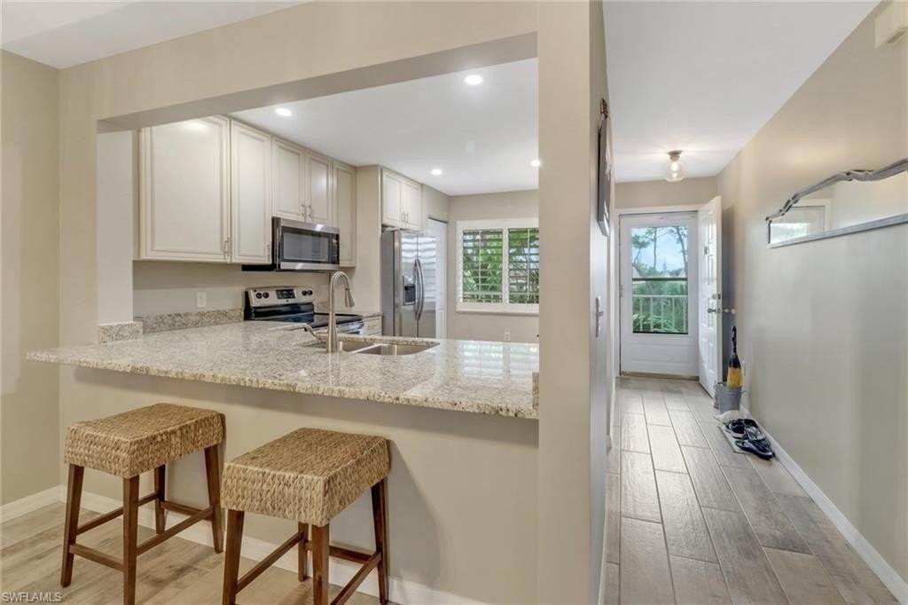 3002 Sandpiper Bay Cir Apt A305 #A305 - Photo 5 of 21