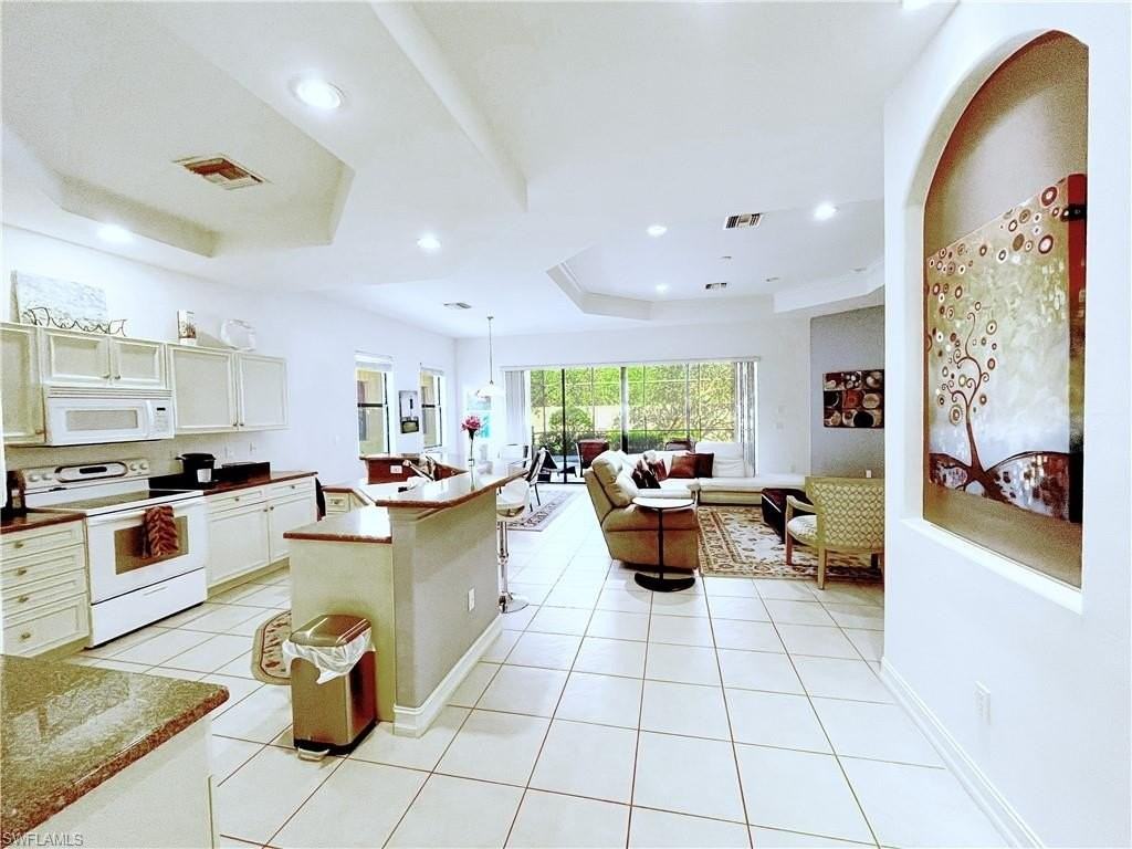 1366 Serrano Cir - Photo 4 of 30