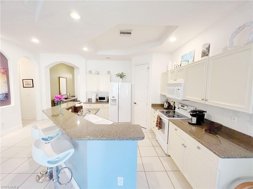 1366 Serrano Cir - Photo 7 of 30