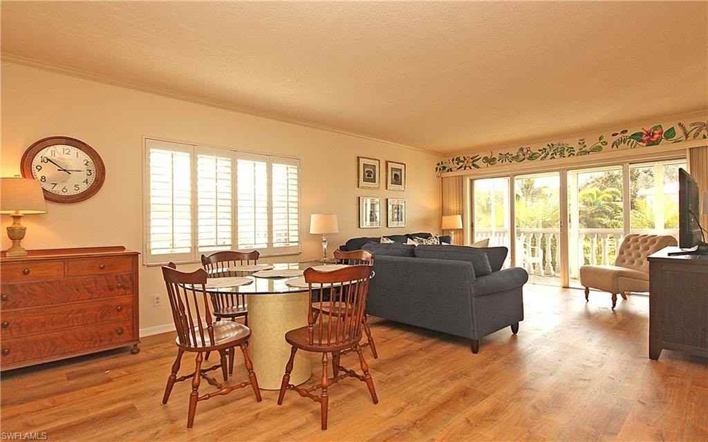 666 3rd St S Apt 201 #201 - Photo 5 of 19