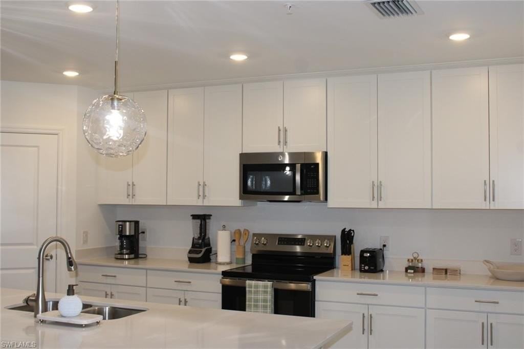 5661 Melbourne Ct Unit 8011 #8011 - Photo 7 of 37