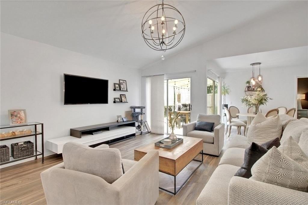 3342 Timberwood Cir - Photo 5 of 25