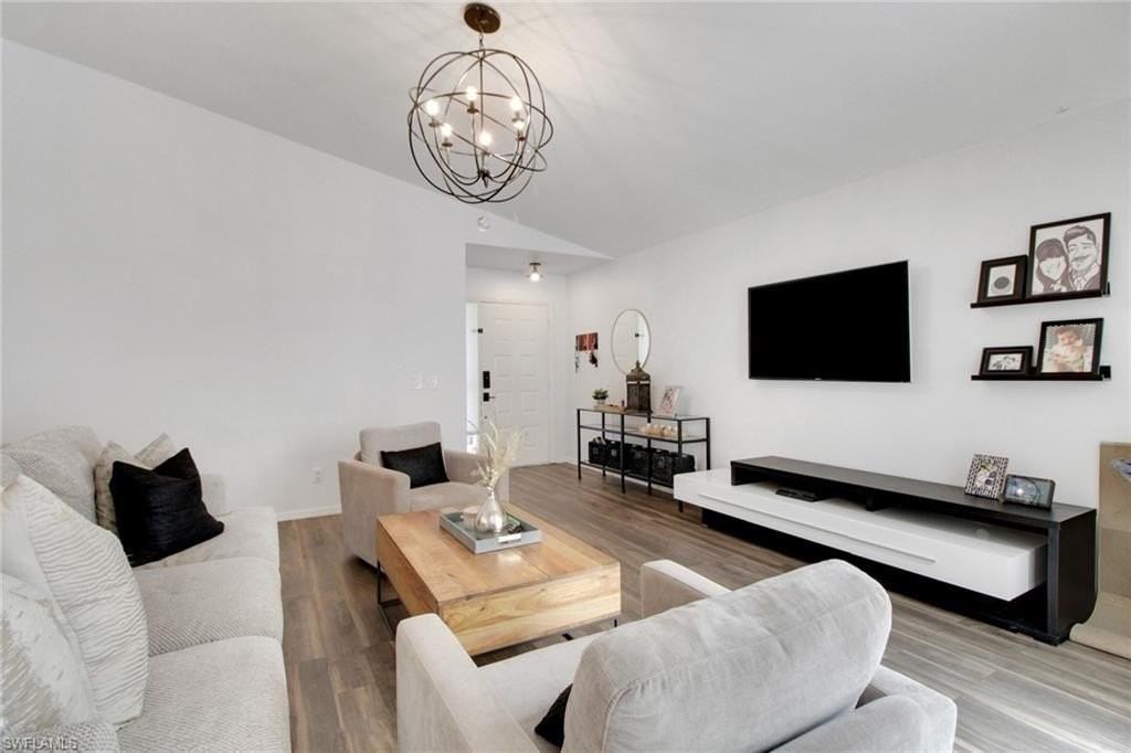 3342 Timberwood Cir - Photo 7 of 25