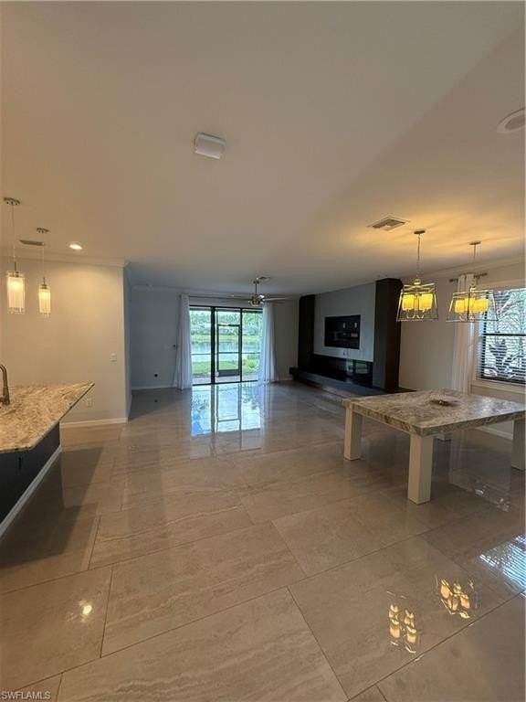 9317 Woodhurst Dr - Photo 7 of 25