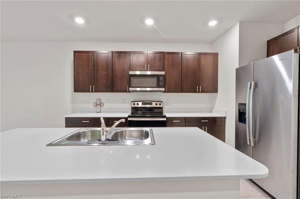 15535 Wildflower Cir - Photo 5 of 33