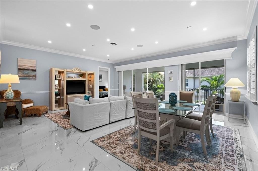 5010 Marina Cove Dr Unit 4 #4 - Photo 3 of 42