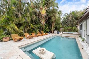 2123 Holiday Ln - Photo 1 of 1