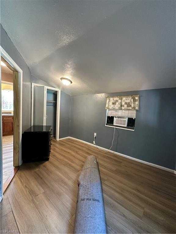 18301 Slater Rd - Photo 7 of 17