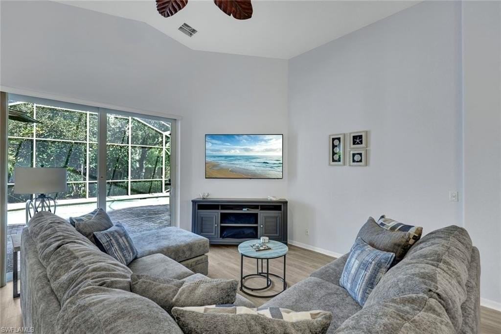 227 Glen Eagle Cir - Photo 5 of 20