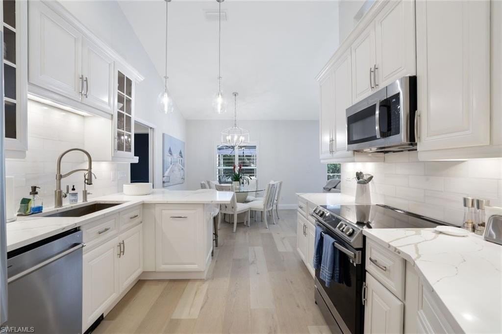 1507 Vintage Ln - Photo 4 of 50