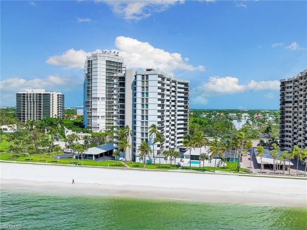 4005 Gulf Shore Blvd N #700 - Photo 3 of 39