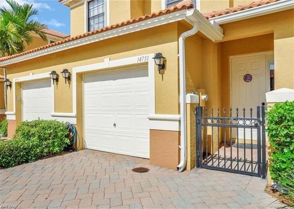 14751 Pinnacle Pl - Photo 2 of 9