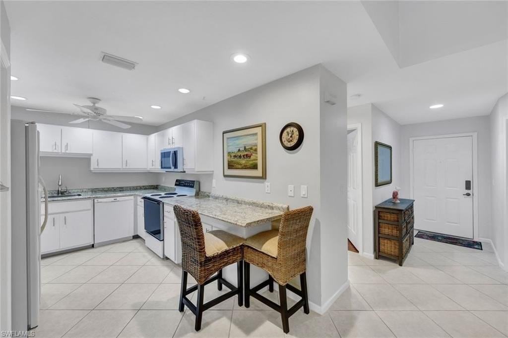 509 Roma Ct Apt 202 #202 - Photo 4 of 18