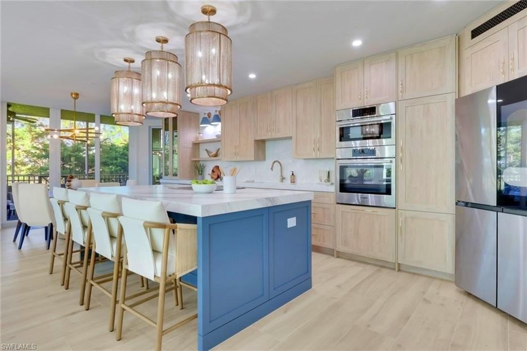 2728 Tiburon Blvd E #302 - Photo 2 of 32